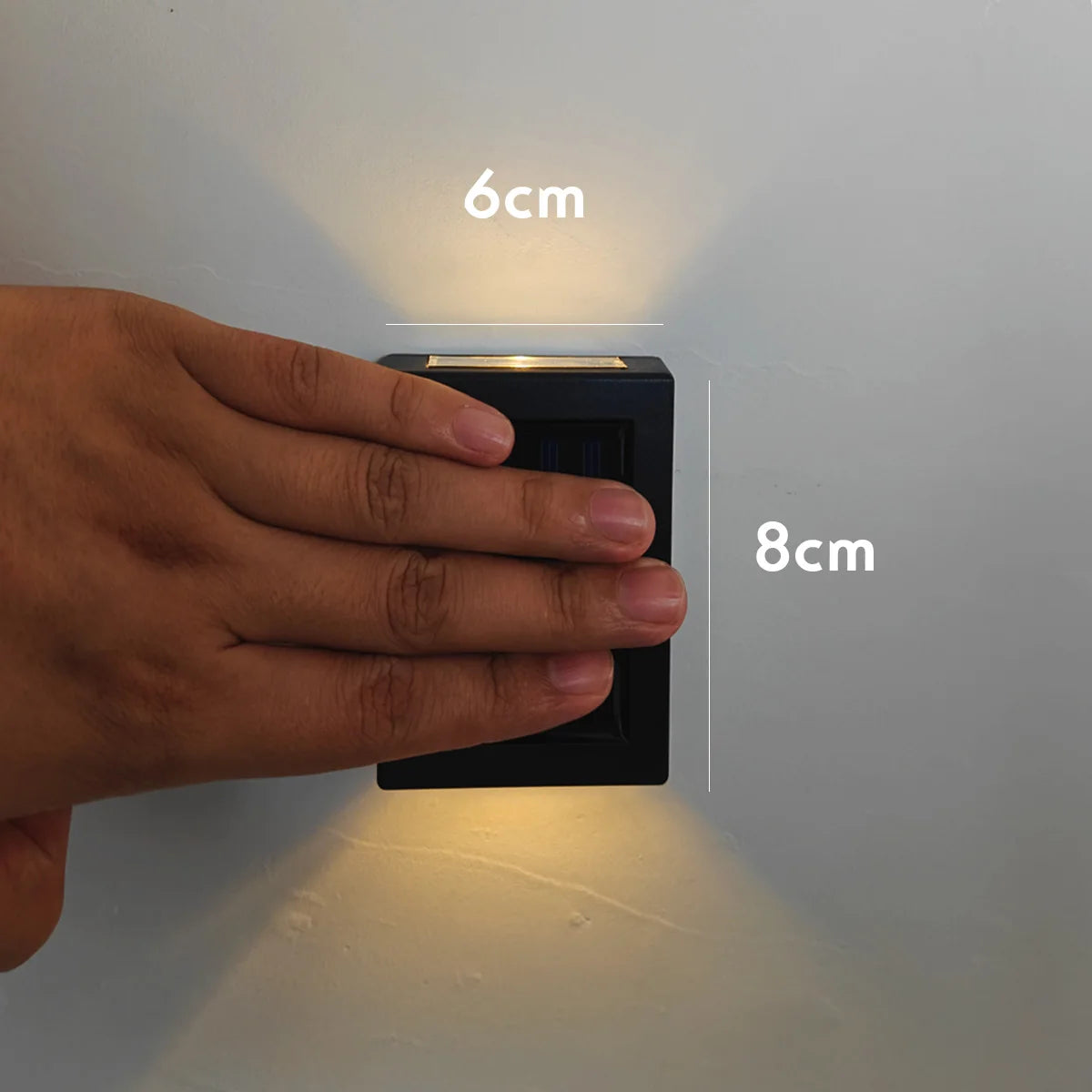 Aplique Solar de Pared (Efecto Arriba y Abajo) - Luz LED Decorativa Impermeable para Jardín, Balcón y Cercas