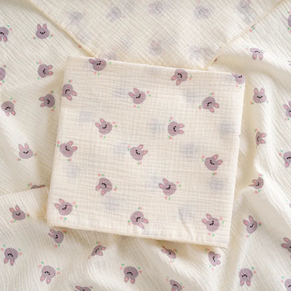 Manta de Muselina de Algodón (Estampado Cartoon) - Envoltura Suave y Transpirable para Bebé