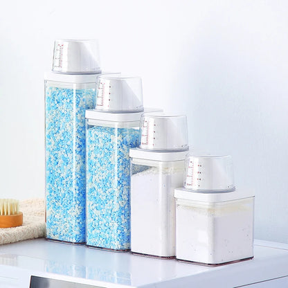 Bote para detergente en polvo con taza medidora