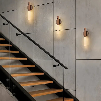 Luz nocturna LED con sensor de movimiento