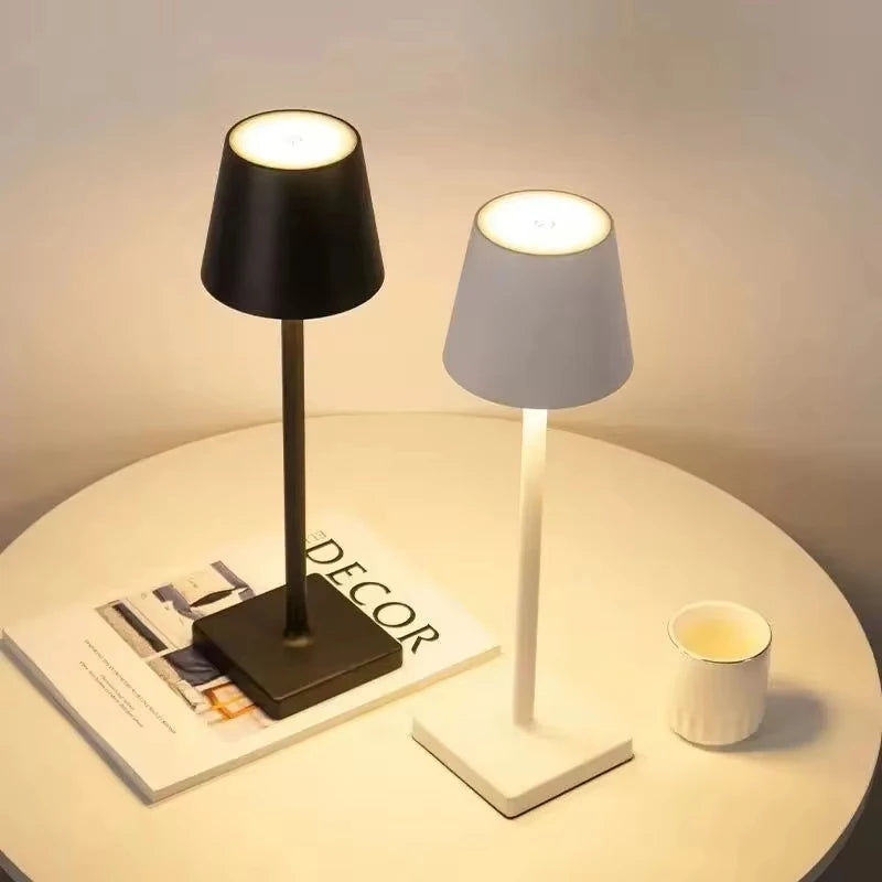 Lámpara de mesa LED recargable