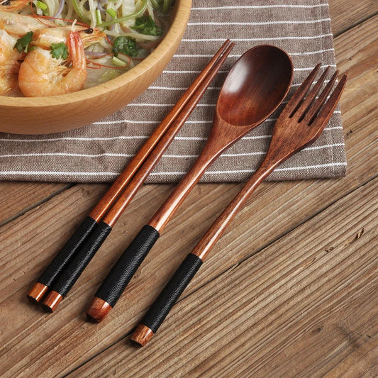 Set de Cubiertos Portátil (3 Piezas) - Tenedor, Cuchara y Palillos de Madera Natural Estilo Japonés